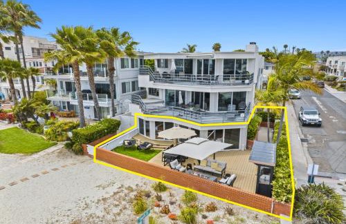 Crown Point Apartment | Mission Bay Luxe Bayfront Retreat on the Water
