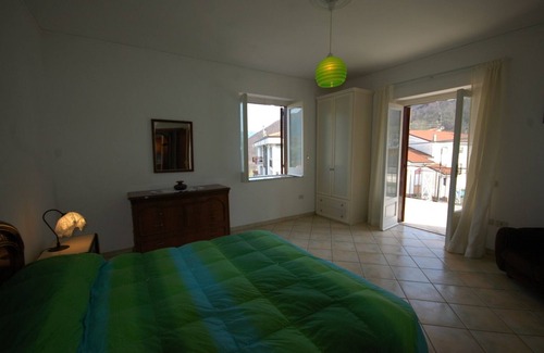 Tramonti House | Mistral B3,with 3 bedrooms, with terrace, access to equipped garden
