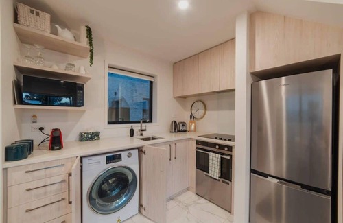 Christchurch City Centre House | Misty Meadows Manor - Your Urban Oasis