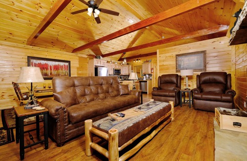Gatlinburg - Pigeon Forge Cabin | Misty Morn