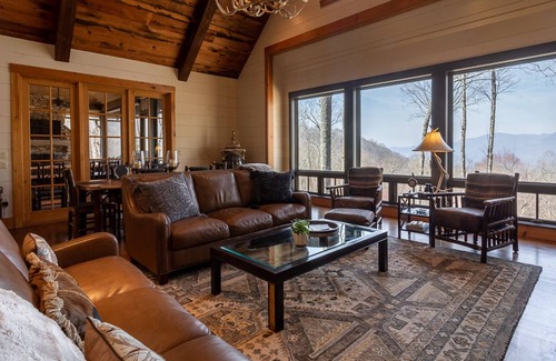Sylva House | Misty Mountain Hideaway: A sanctuary in Balsam Mountain Preserve, with year round views and hot tub!