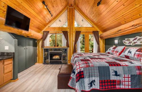 Alyeska House | Misty Pines Lodge
