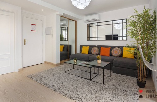 Cotos Apartment | MIT House Chamartin Terrace en Madrid