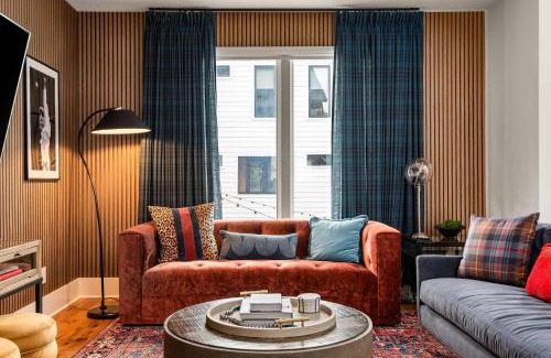 Eighth Avenue House | MIX at 8th & Argyle Elite Nashville Vacation Spot