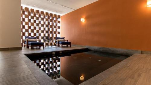 Granada Apartment | Miyana Suites