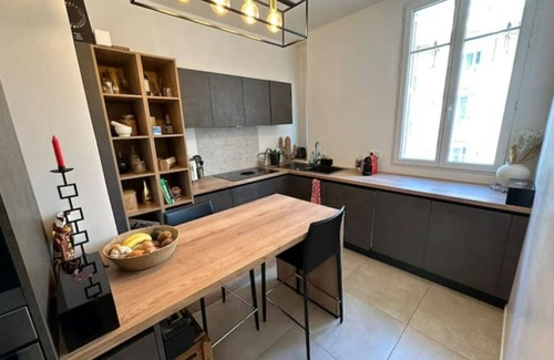 Musicians Quarter Apartment | MJ-SELECT - BAQUIS Luxurious 115m2- 3 Bedroom , parking, 5 minutes BEACH, CLIM