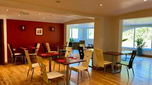 Deanshanger Hotel | MK Hotel