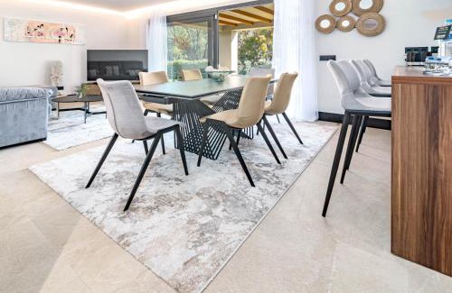 Marbella Apartment | ML2B1- Stunning holiday home in Marbella