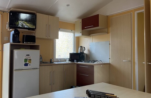 La Boissiere-de-Montaigu House | Mobil-home Climatisé - TV - Terrasse - 6 Pers - "sacha" R14