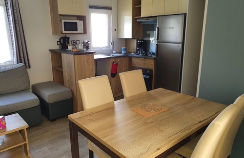 Les Mathes House | Mobil-Home Bonne Anse Plage 4* by the bay