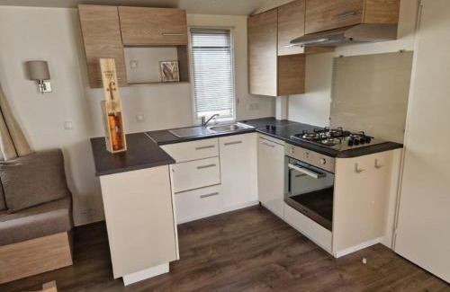 Villeneuve-les-Beziers Other | MOBIL HOME CAMPING Les Sables Du Midi -3 chambres