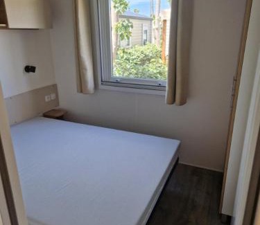 Villeneuve-les-Beziers Other | MOBIL HOME CAMPING Les Sables Du Midi -3 chambres