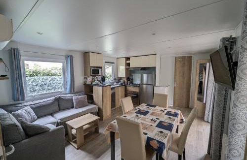 Les Mathes Other | Mobil home climatisé récent 2 salles d'eau, 2 WC à SIBLU Bonne Anse plage
