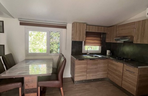 Bedarrides Ski Chalet | Mobil Home D'exception