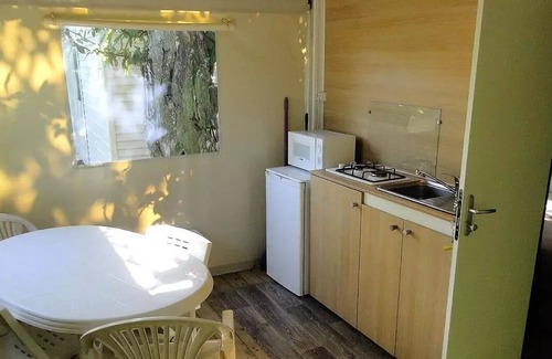 Ribes House | Mobil home Tithome from wednesday to wednesday in season 4 persons