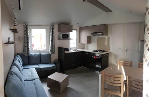 Saint-Julien-en-Born House | Mobile Home 4-6 persons - Quiet location in Village Vacances *