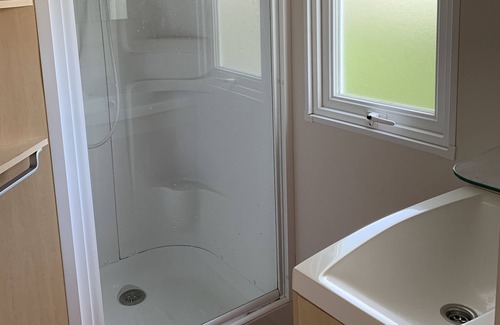 Angles House | MOBILE HOME 5 PEOPLE CAMPING LE CLOS COTTET ANGLES SOLD