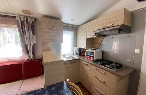 Fouras House | Mobile Home Confort à 20m de la Plage avec Parking - 4 Pers., Camping Cadoret, Fouras - FR-1-709-53
