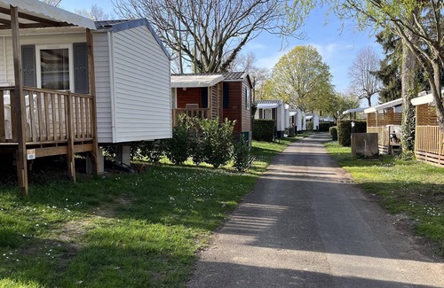 Biesheim House | Mobile Home Dans Camping Calme