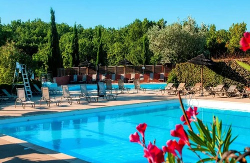 Lagorce House | Mobile home Einfache Terrasse