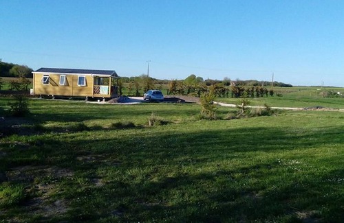 Seillac Ski Chalet | Mobile home with terrace for 5 people, 2 bedrooms