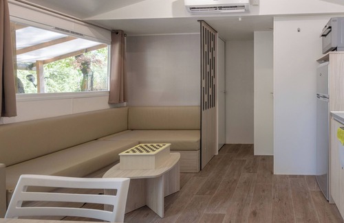 Lagorce Apartment | Mobilehome with Shared Pool, Private Terrace and Air Conditioning