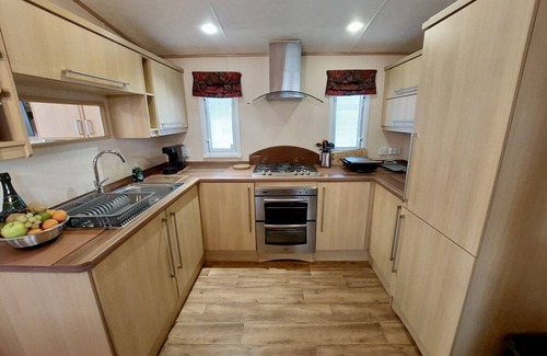 Tregunc House | Mobilhome 2 bedrooms, 2 bathrooms, great comfort, bed linen provided, bicycles.