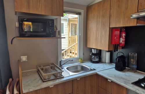 Claouey House | MOBILHOME On Cap Ferret in the pine forests, in a 4-star campsite.