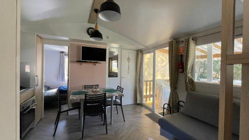 Les Mathes House | Mobilhome Trigano Samba 3 Bedrooms BA233 - La Palmyre Bonne Anse Plage