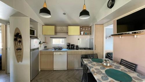 Les Mathes House | Mobilhome Trigano Samba 3 Bedrooms BA233 - La Palmyre Bonne Anse Plage