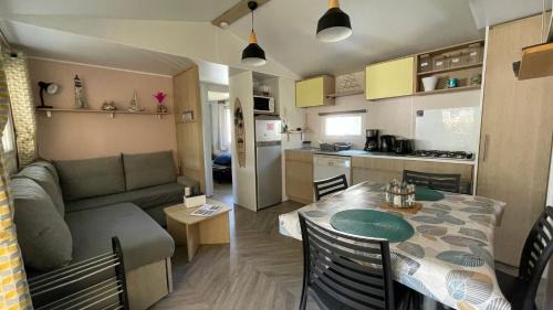 Les Mathes House | Mobilhome Trigano Samba 3 Bedrooms BA233 - La Palmyre Bonne Anse Plage