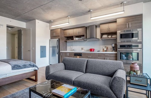 Downtown San Francisco Apartment | Mod Lower Nob Hill Studio w/City Views, Courtyard, CVS by Blueground