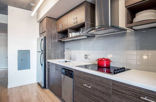 Downtown San Francisco Apartment | Mod Lower Nob Hill Studio w/City Views, Courtyard, CVS by Blueground