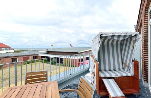 Wangerooge Apartment | Modernes Familienapartment am Inselstrand mit Meerblick, Balkon und Strandkorb!