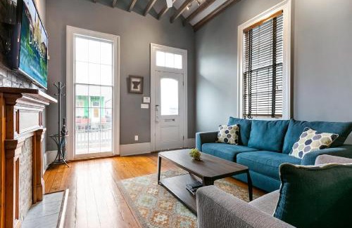 Faubourg Lafayette Apartment | Modern 1-BD Near French Quarter - Walk to Superdome