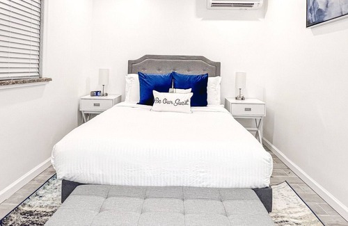 Bath Beach Apartment | Modern 1 bdrm/1 bath flat with romantic fireplace
