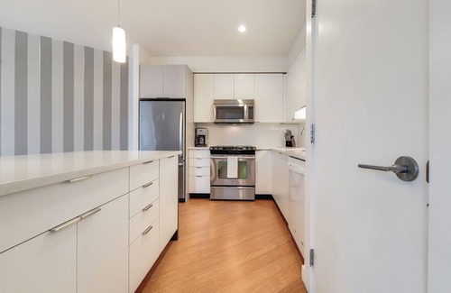 Theatre District Apartment | Modern 1 Bedroom in Downtown Boston