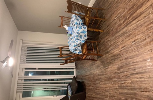 West Dallas Apartment | Modern 1 bedroom loft apartment Trinity Grove near Down town with Dallas City view.
