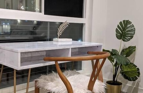 El Segundo Apartment | Modern 1 BR Pool Kitchen LaundryBeaches