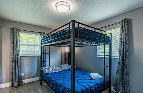 Southwest Orlando House | Modern 10 Sleeper Near Downtown Orlando FL