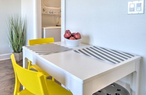 Broadway Apartment | Modern 1BR in the Heart of Capitol Hill