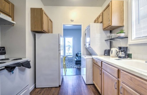 Broadway Apartment | Modern 1BR in the Heart of Capitol Hill