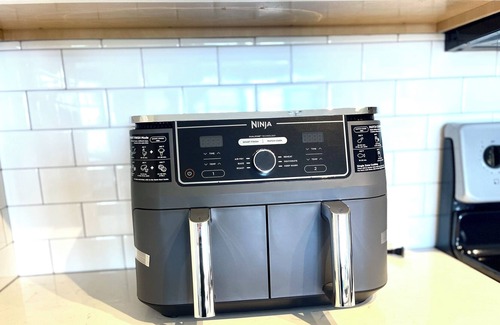 North Rose Hill Apartment | Modern 1BR Unit Central Location Near Downtown Kirkland And Evergreen Hospital