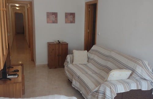 Guardamar del Segura Apartment | Modern 2 bed/2 bath apartment with wi fi.
