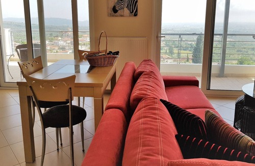 Pyrgos Apartment | Modern 2 bdrm house close to Ancient Olympia