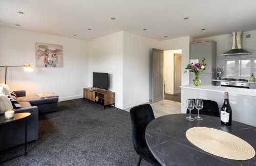 Oxford Apartment | Modern 2-Bed Apartment with Balcony, Close To Oxford City Centre With Free Parking