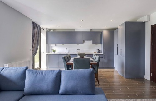 Chipping Norton Apartment | Modern 2 Bed Self Catering Apartment
