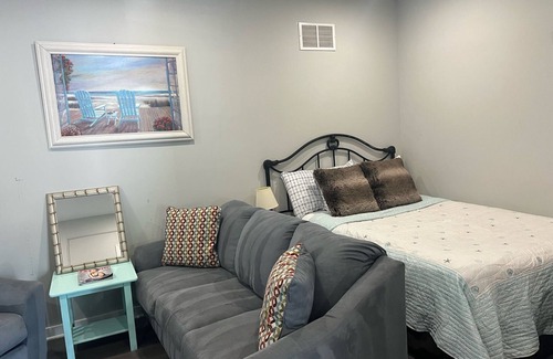 Long Branch Apartment | Modern 2 bedroom apartment near the beach