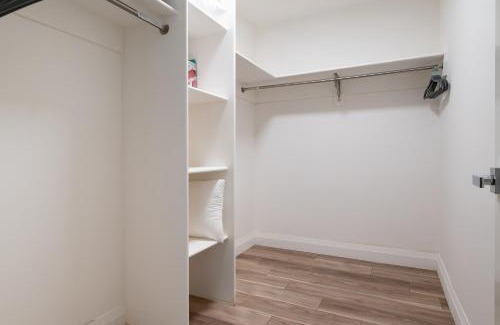 Quincy Apartment | Modern 2 Bedroom Apartment in Quincy