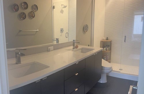 Hosford-Abernethy Condo | Modern 2-bedroom condo in Coveted SE Portland